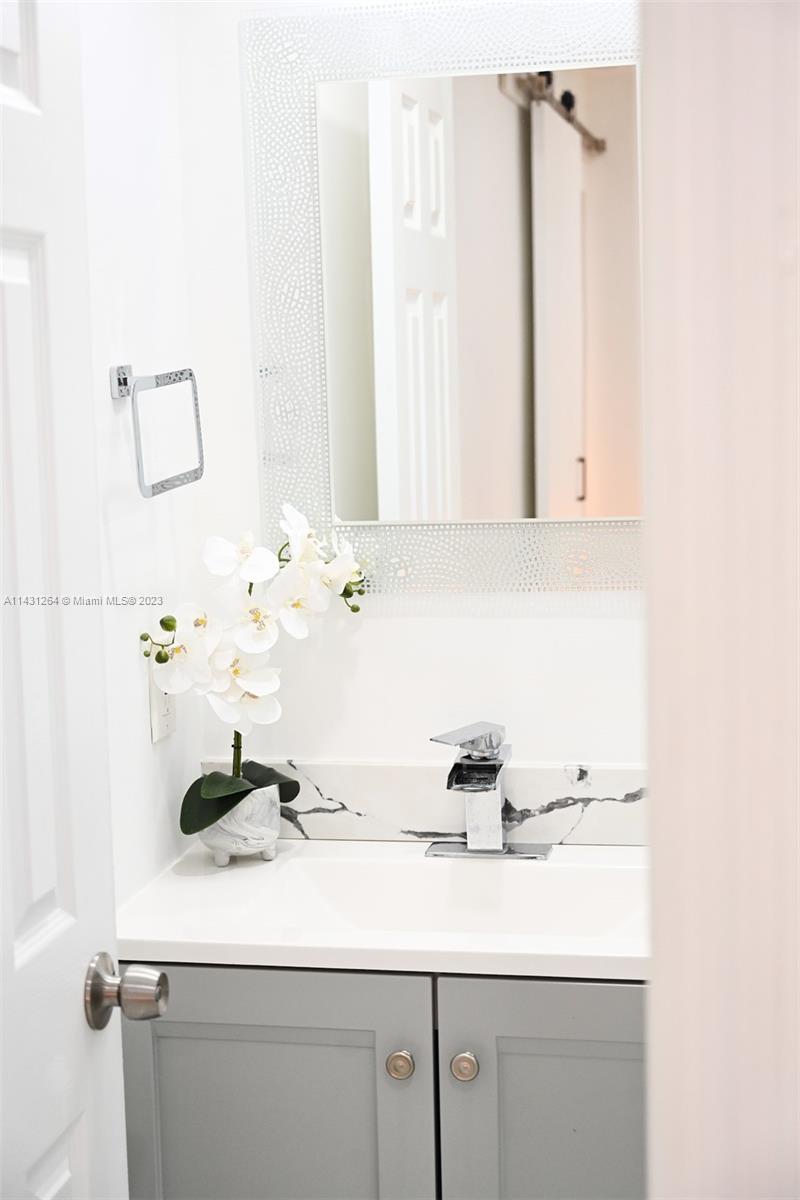 CORAL RIDGE ADD - Residential Lease