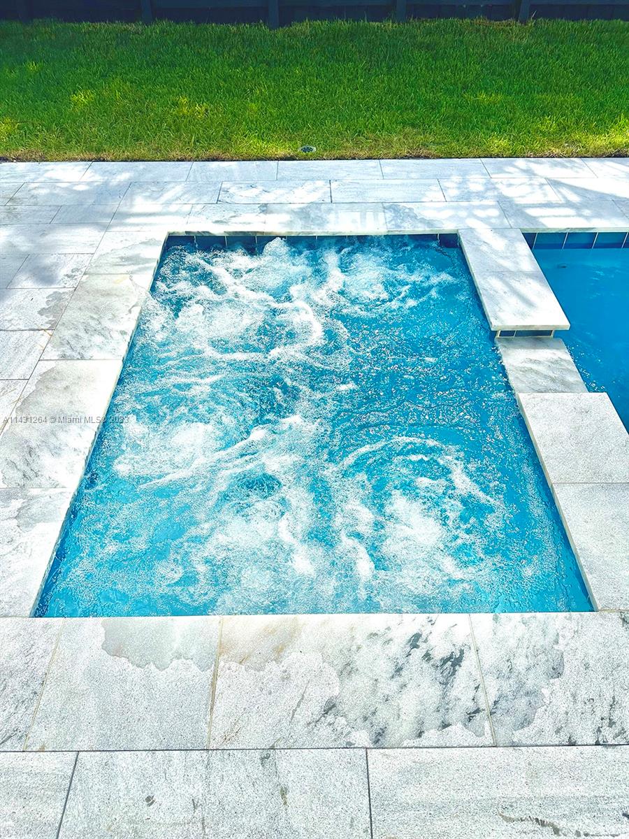 CORAL RIDGE ADD - Residential Lease