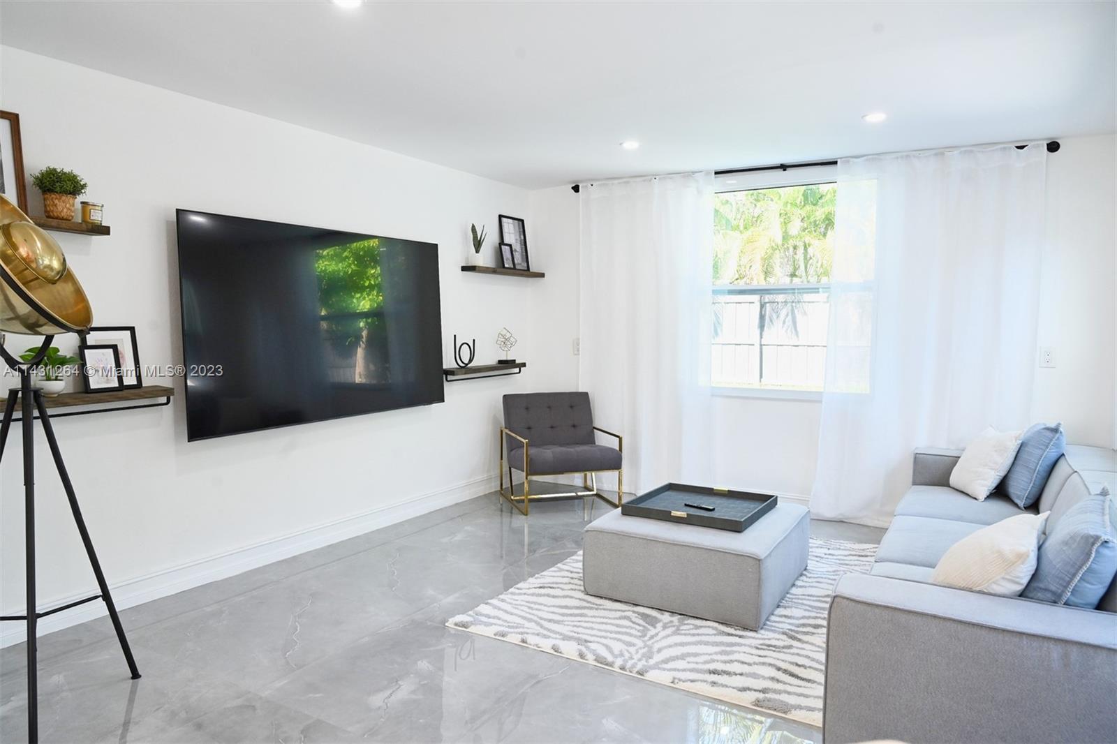 CORAL RIDGE ADD - Residential Lease