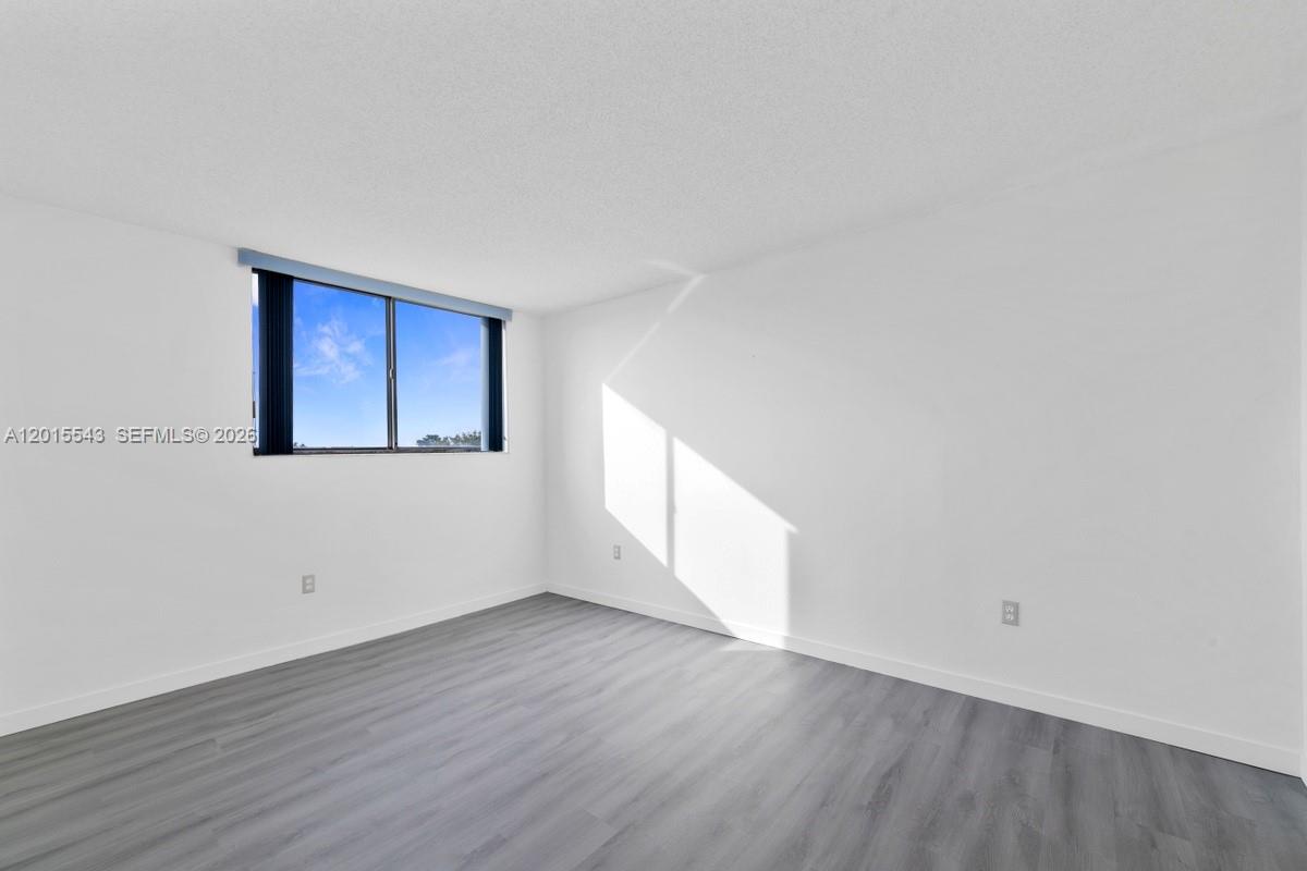 FLORIDA 2001 CONDO - Residential Lease