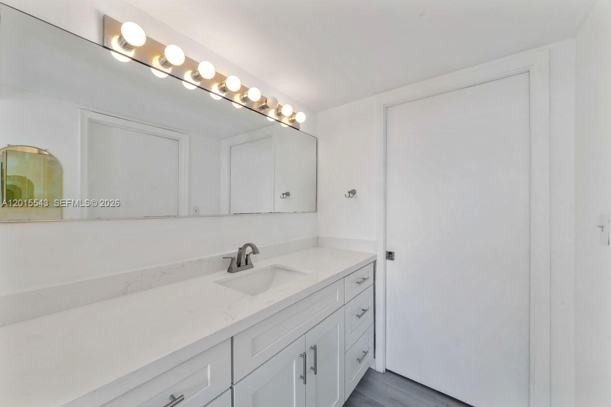 FLORIDA 2001 CONDO - Residential Lease