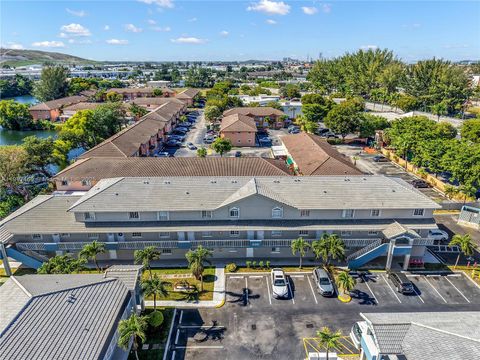 8390 NW 103rd St 102H Hialeah Gardens FL 33016