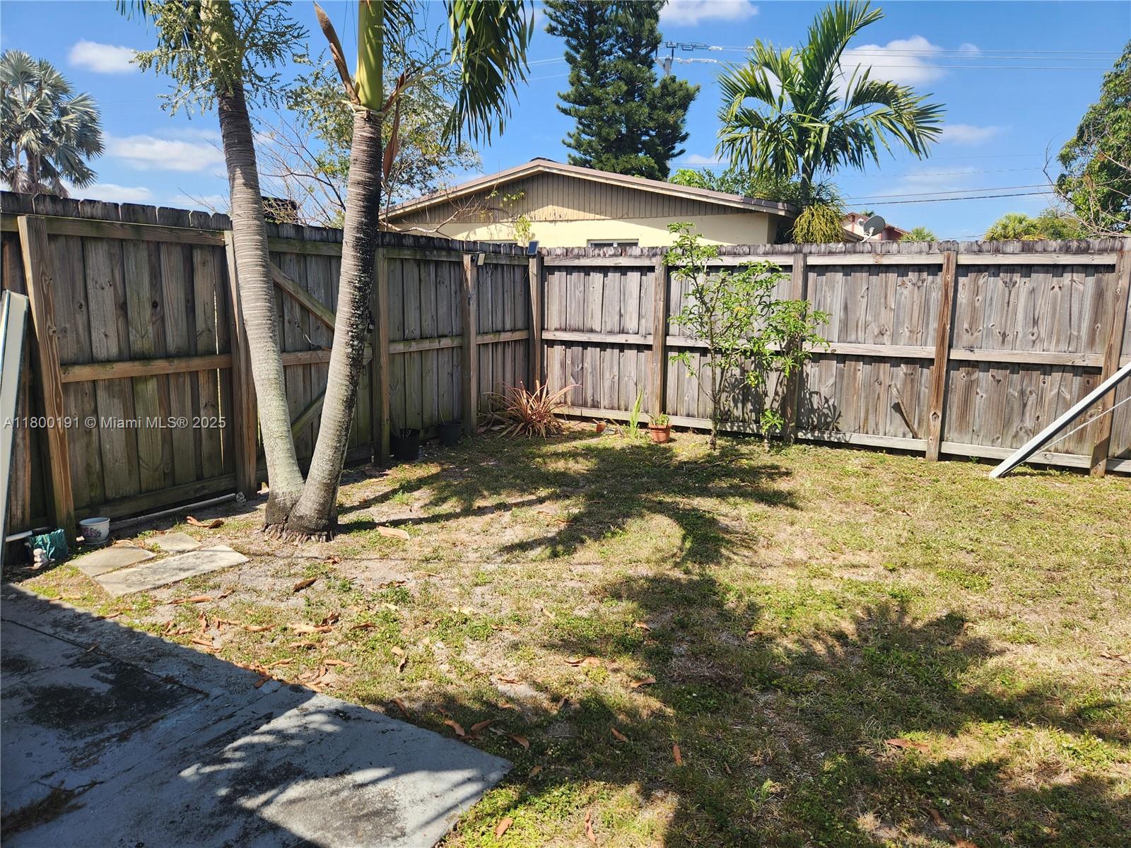 View photos, virtual tours, details... 1011 NE 196th St