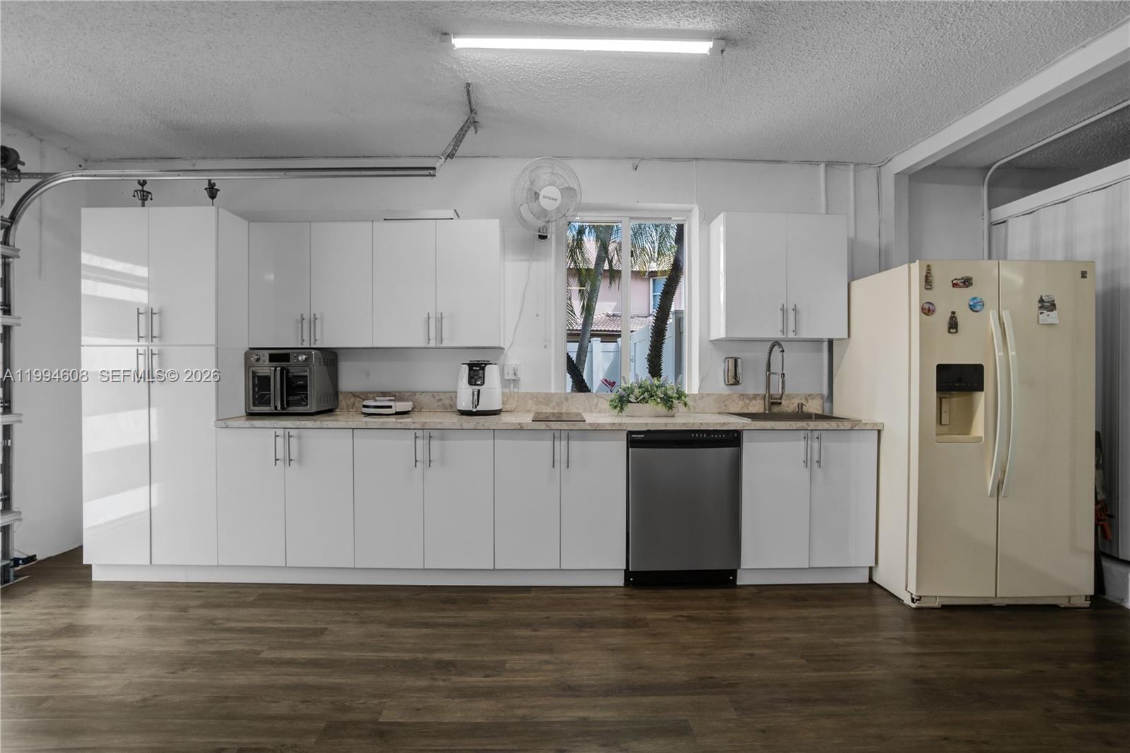 SILVER LAKES AT PEMBROKE - Residential