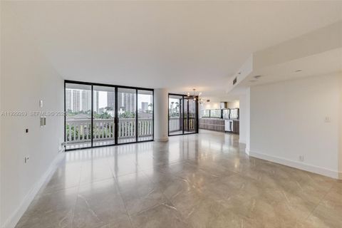 Photo of 1000 Island Blvd #506, Aventura, FL 33160 (MLS # A11929269)