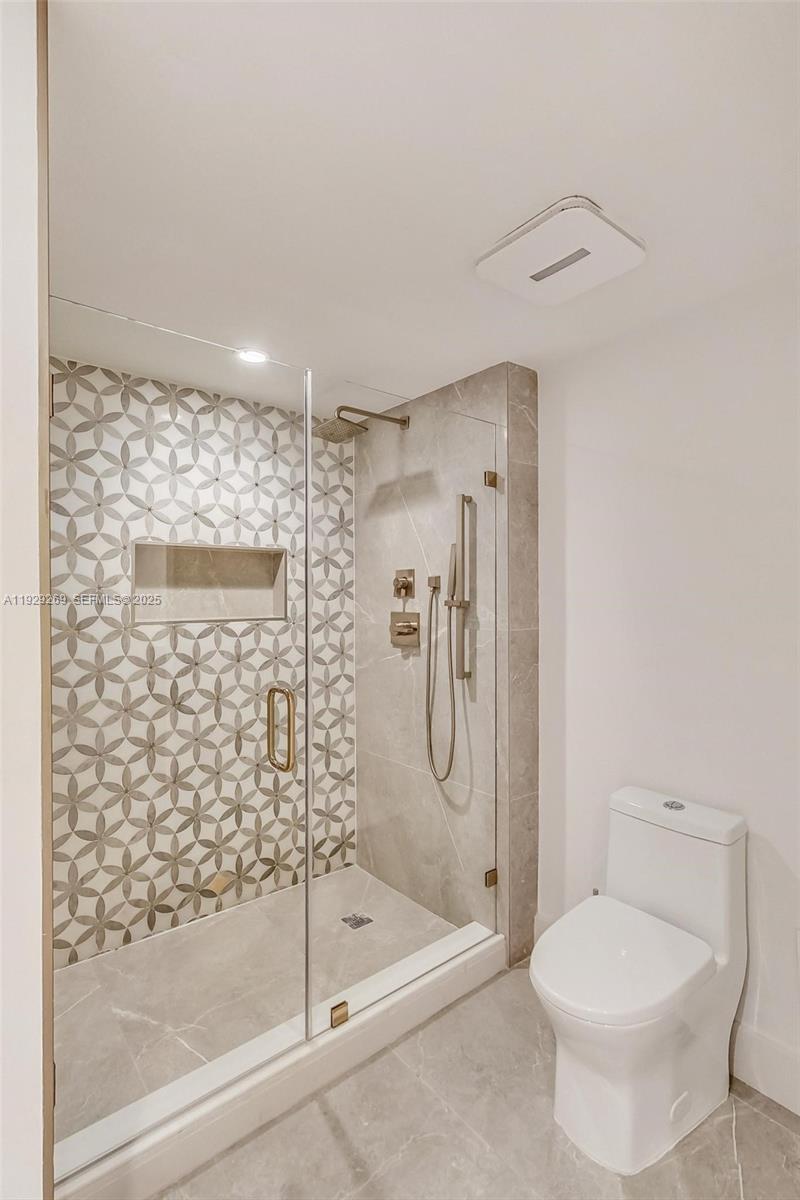 1000 ISL BLVD WILLIAMS IS - Residential Lease