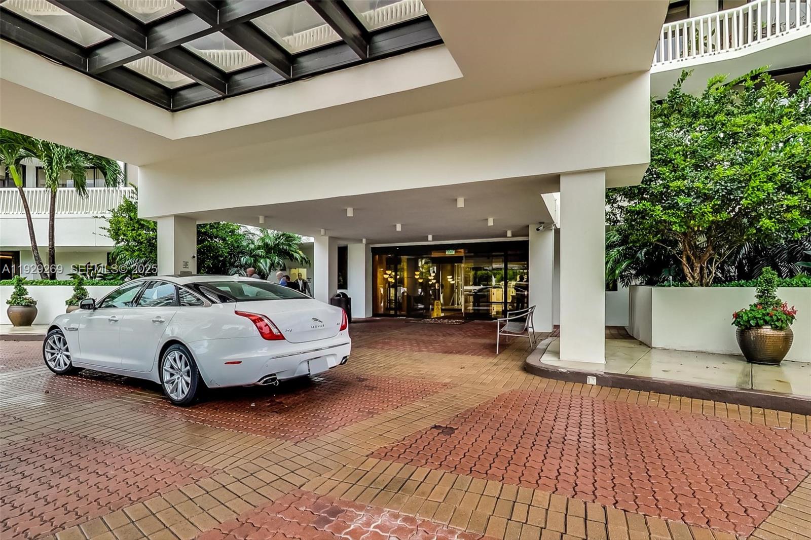 1000 ISL BLVD WILLIAMS IS - Residential Lease