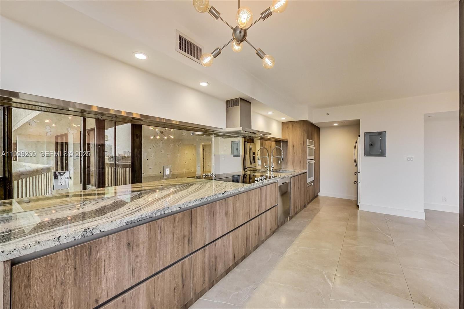 1000 ISL BLVD WILLIAMS IS - Residential Lease