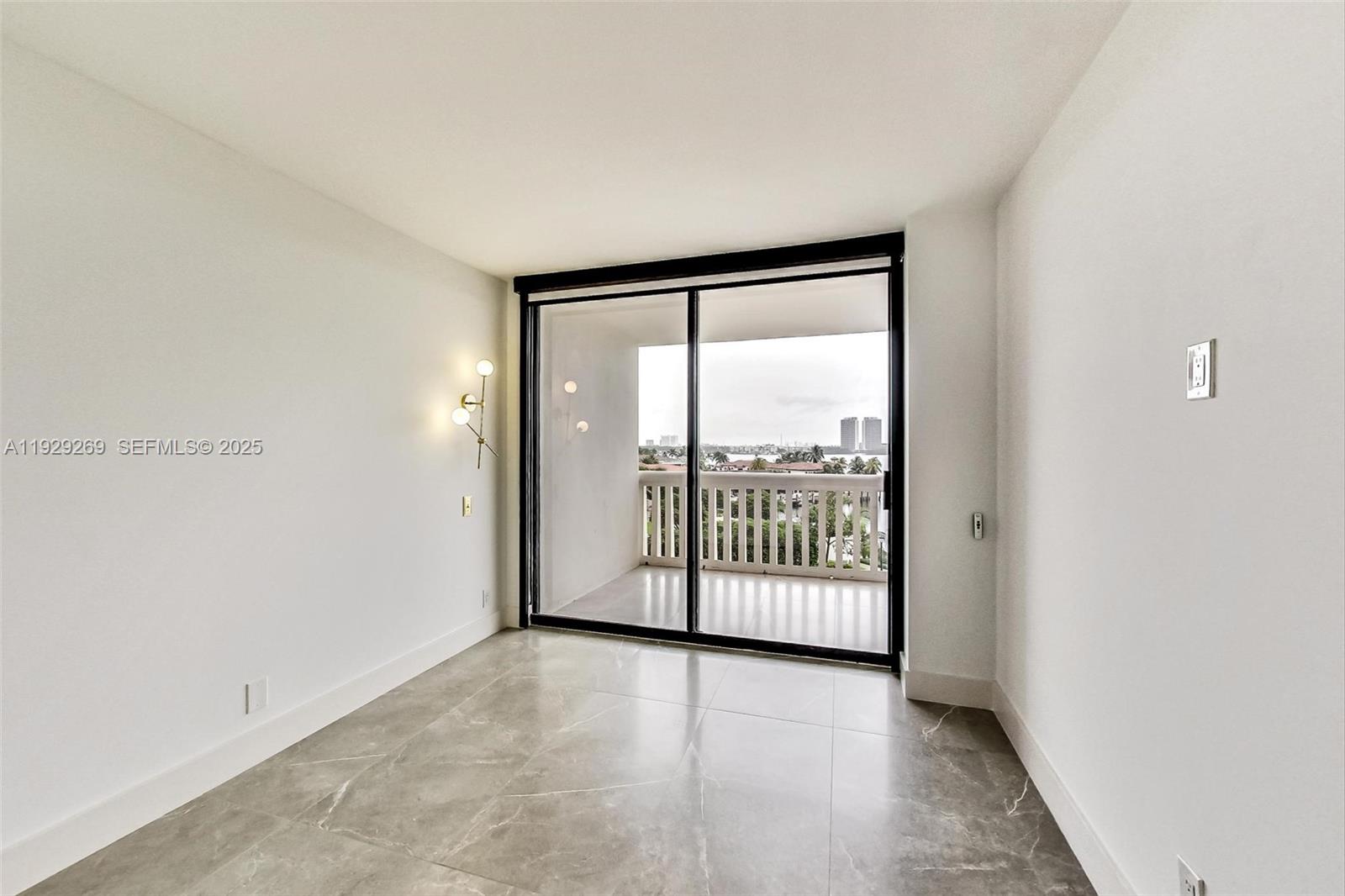 1000 ISL BLVD WILLIAMS IS - Residential Lease