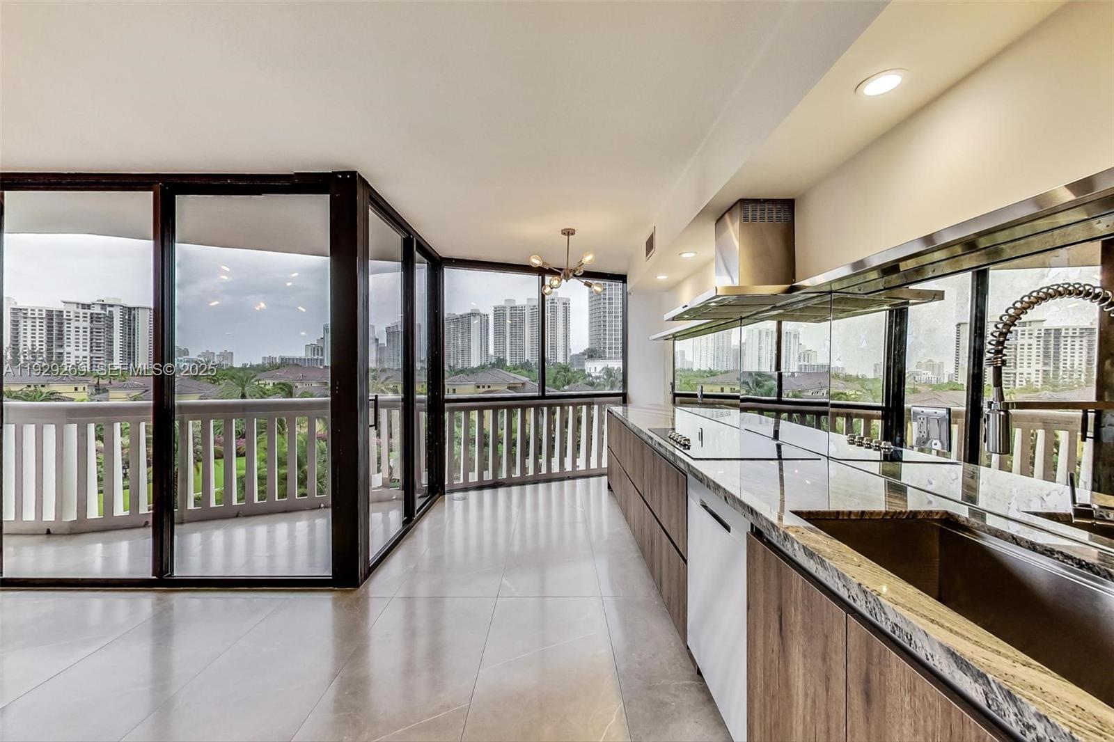 1000 ISL BLVD WILLIAMS IS - Residential Lease