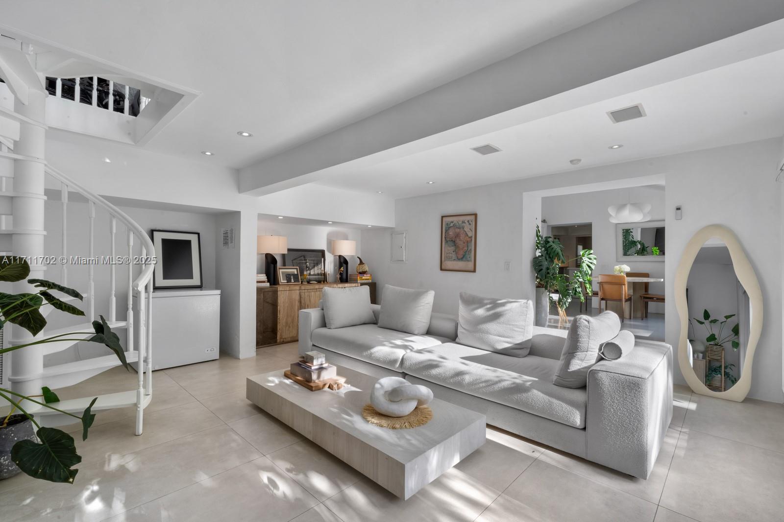 AMD PLAT OF SUNSET LAKE S - Residential