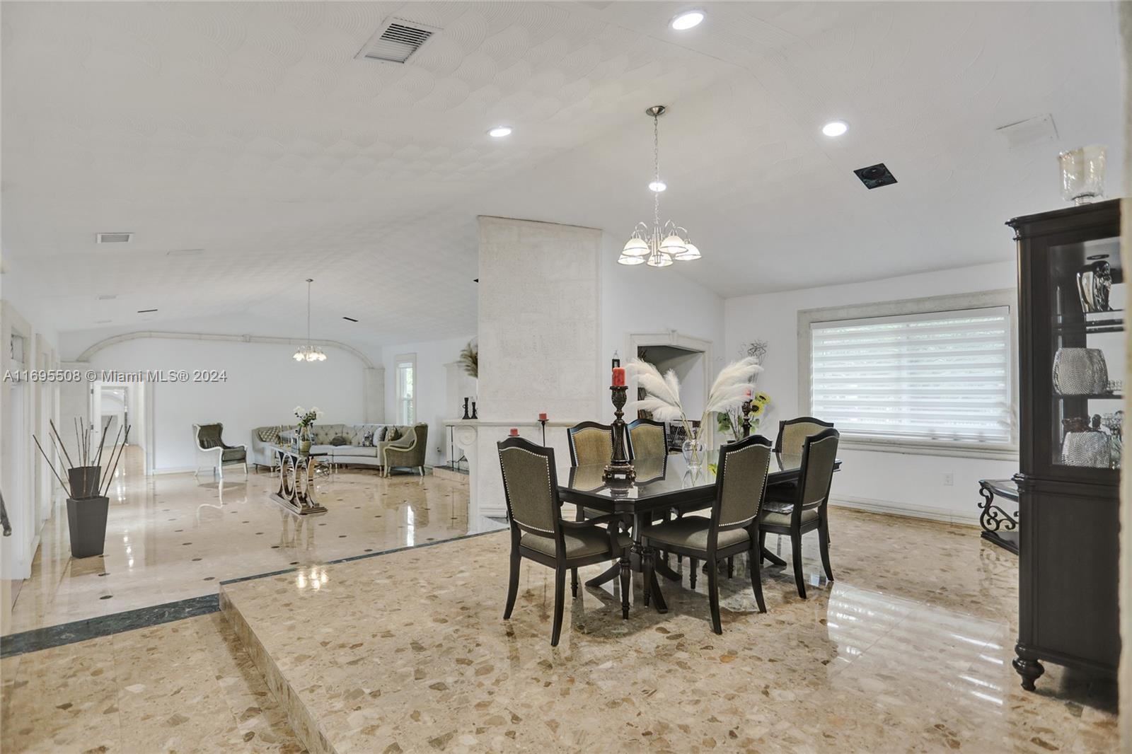 BIRD ROAD FARMSITES - Residential