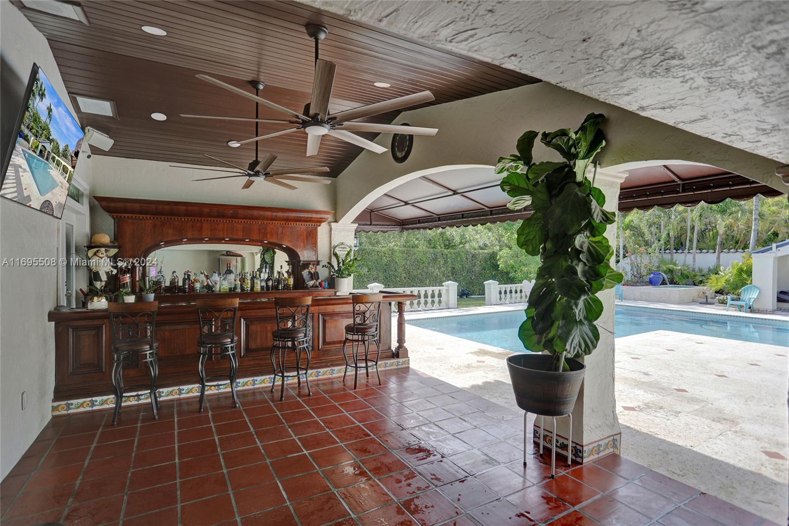 BIRD ROAD FARMSITES - Residential