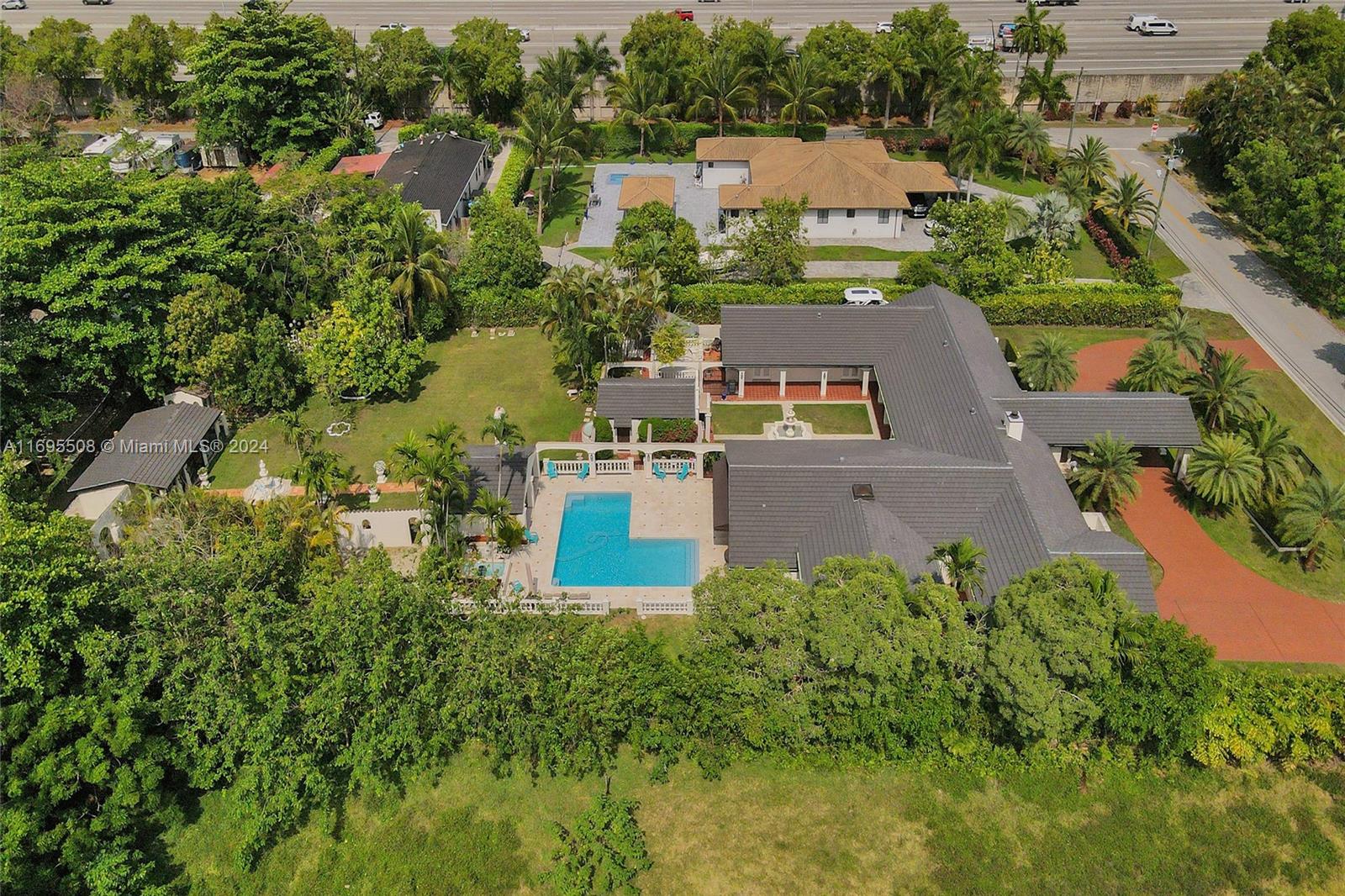 BIRD ROAD FARMSITES - Residential