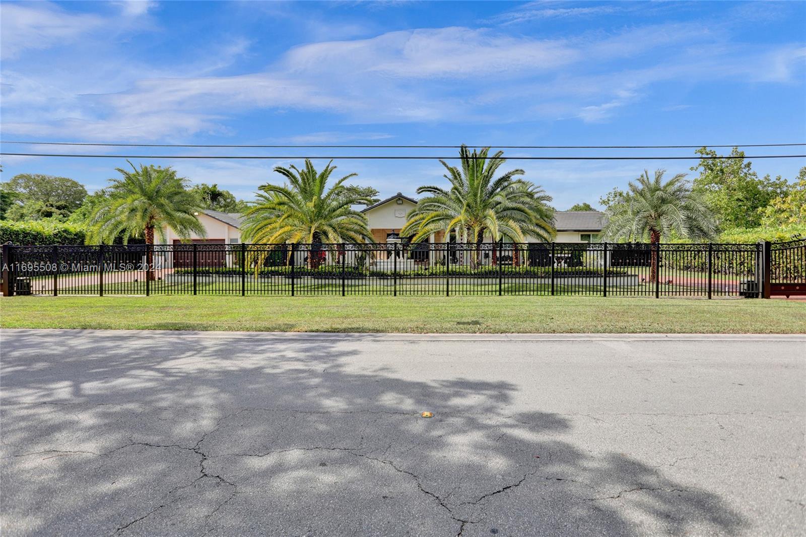 BIRD ROAD FARMSITES - Residential