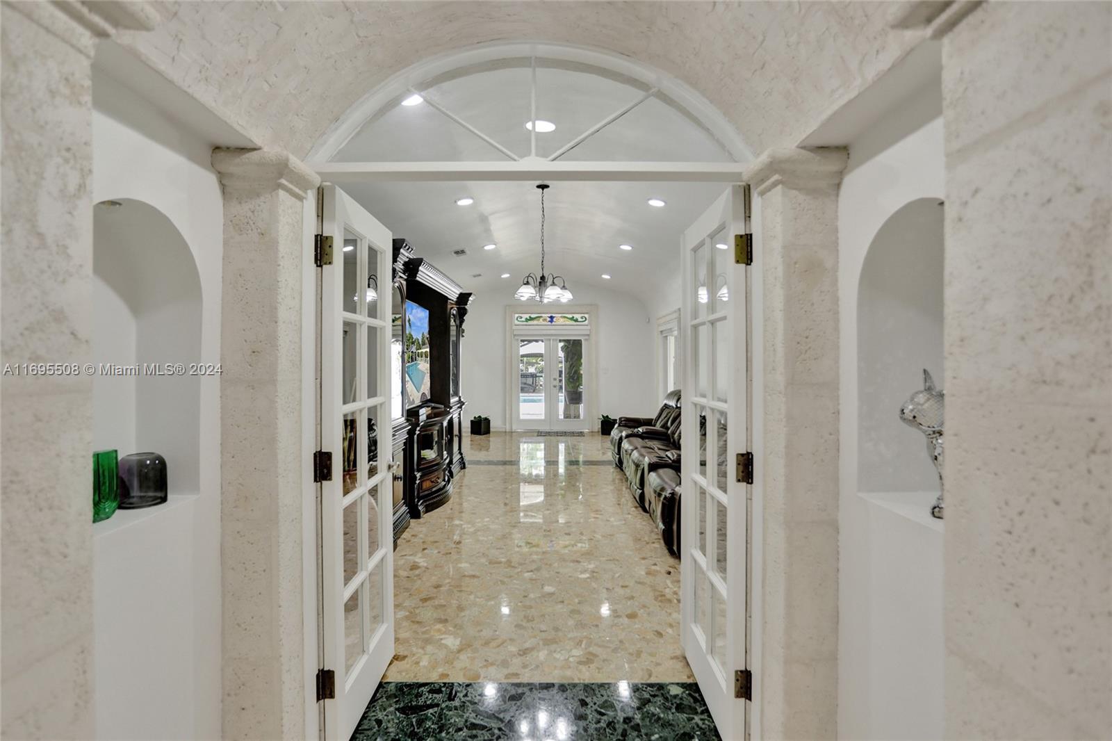 BIRD ROAD FARMSITES - Residential