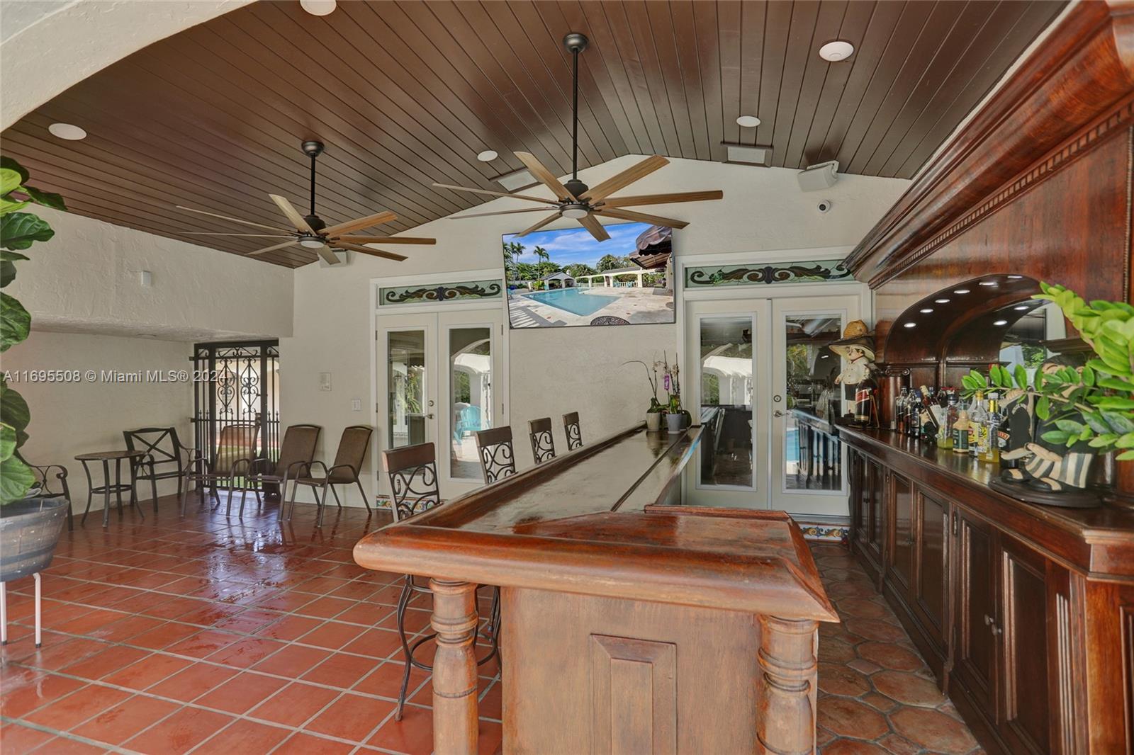 BIRD ROAD FARMSITES - Residential