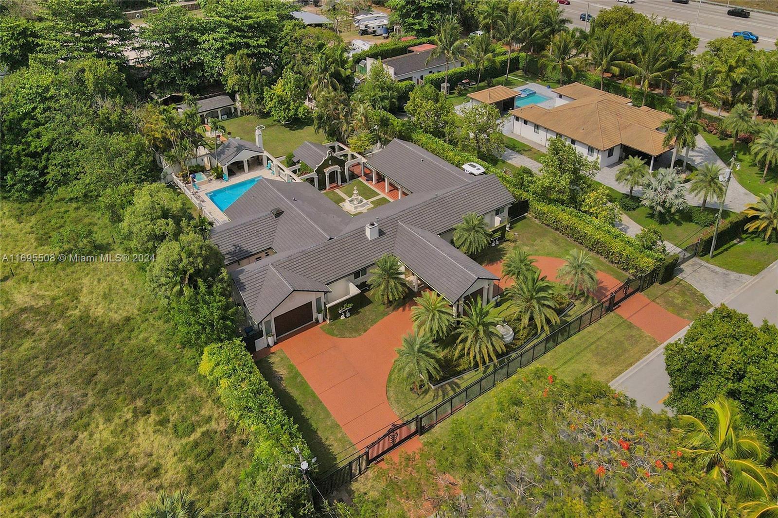 BIRD ROAD FARMSITES - Residential