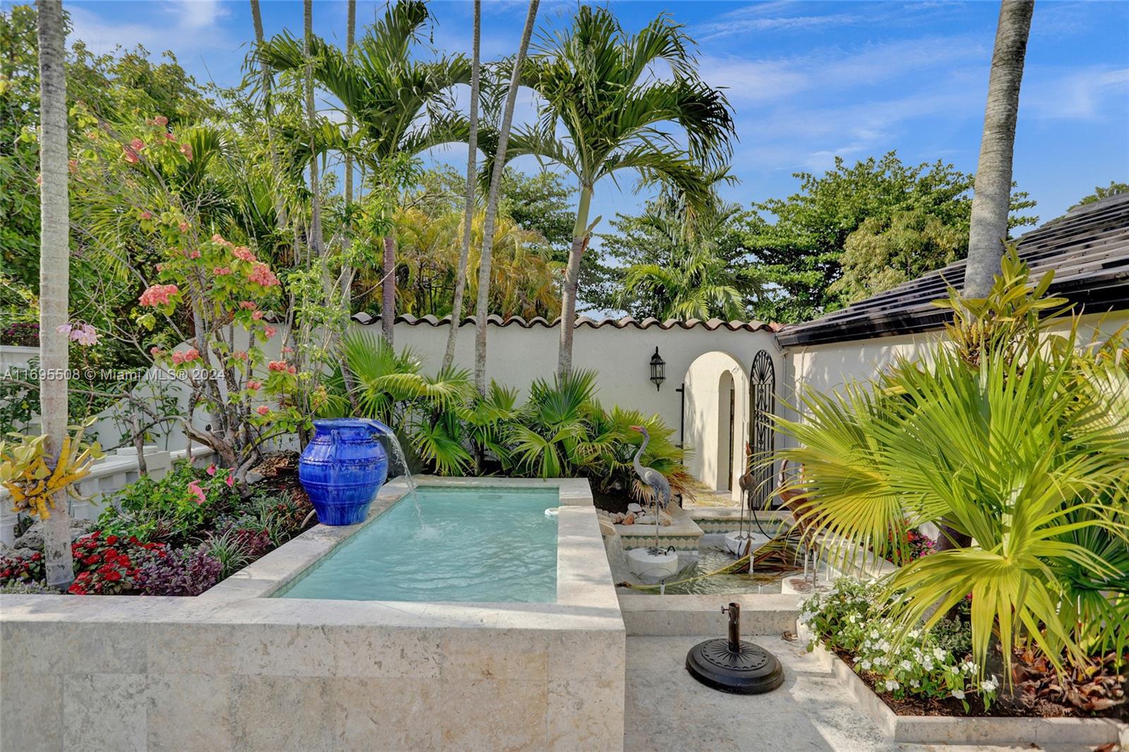 BIRD ROAD FARMSITES - Residential