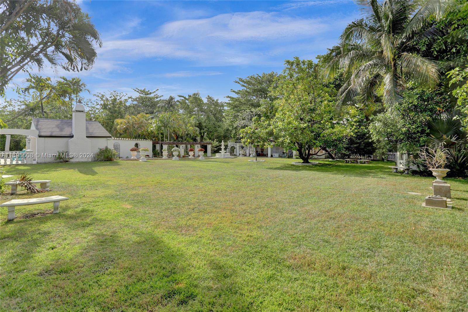 BIRD ROAD FARMSITES - Residential