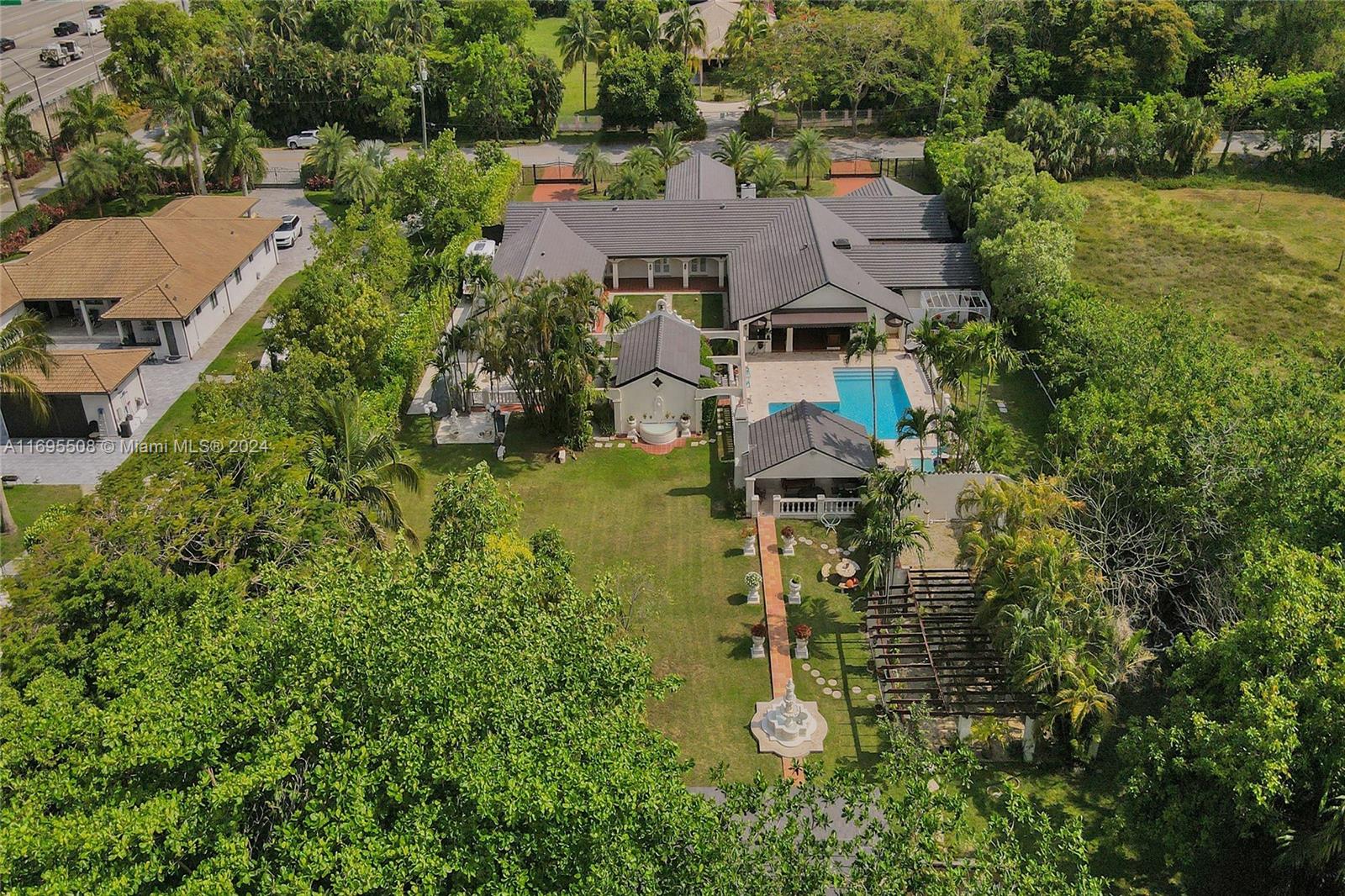 BIRD ROAD FARMSITES - Residential