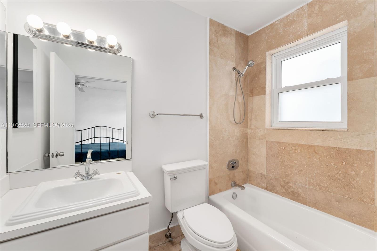 THE COCONUT OF SOUTH BEAC - Residential