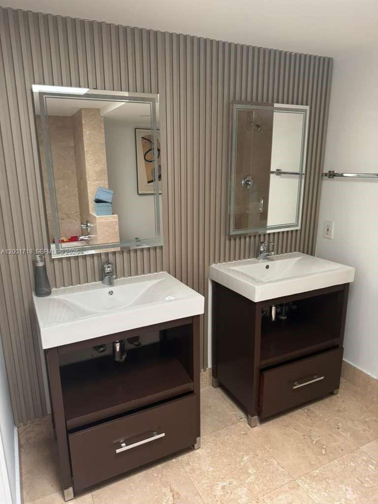 KEY COLONY NO 4 CONDO - Residential Lease