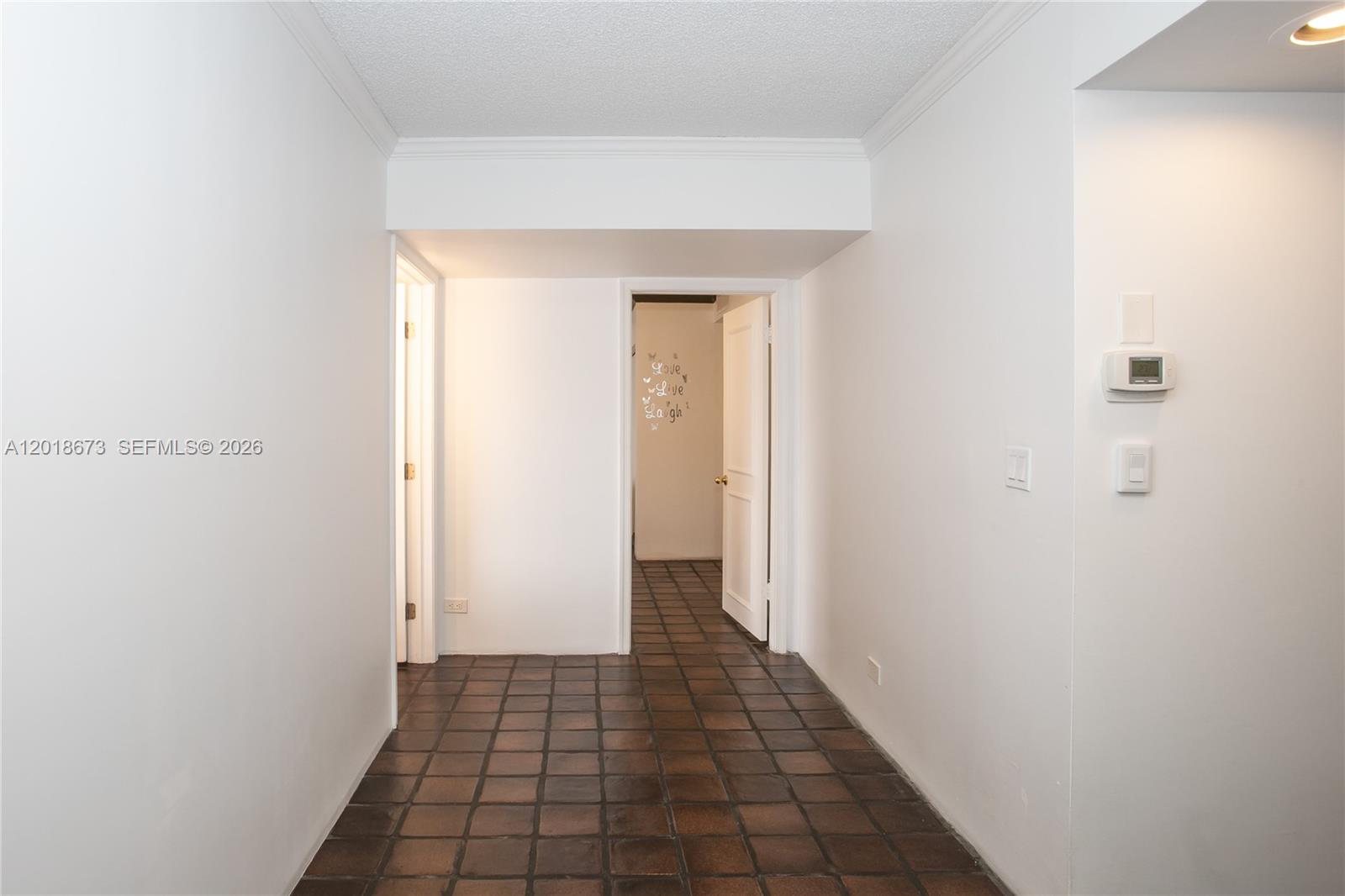 CRICKET CLUB CONDO - Residential