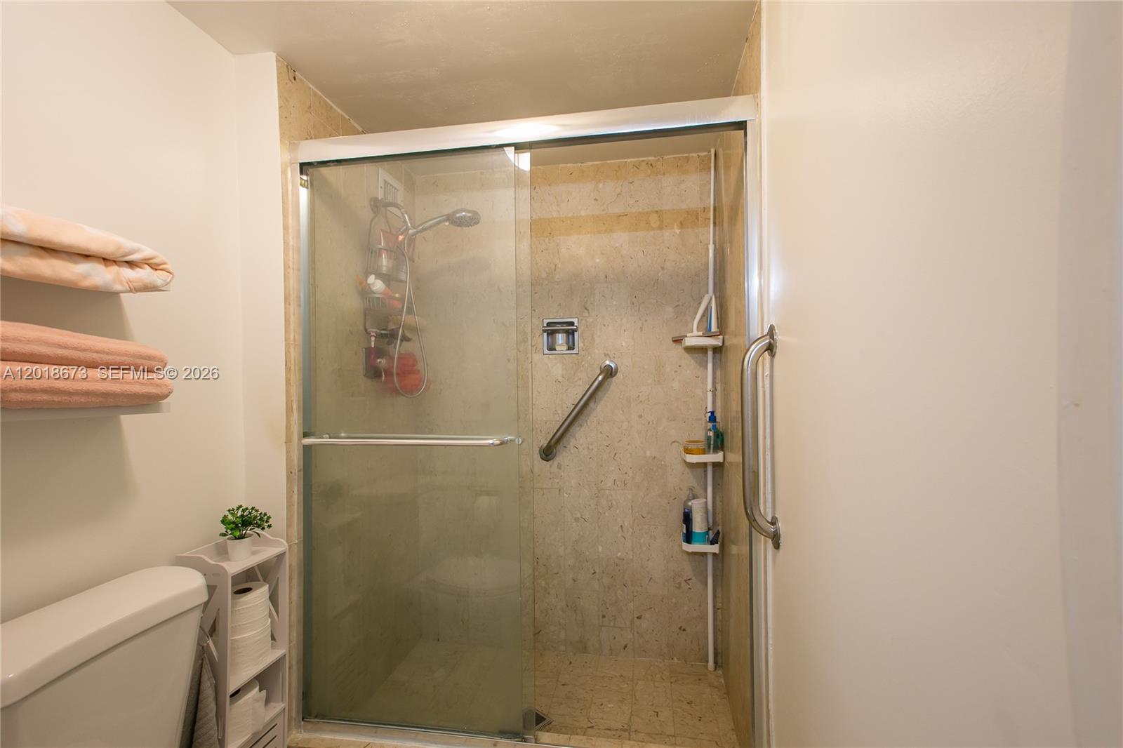 CRICKET CLUB CONDO - Residential