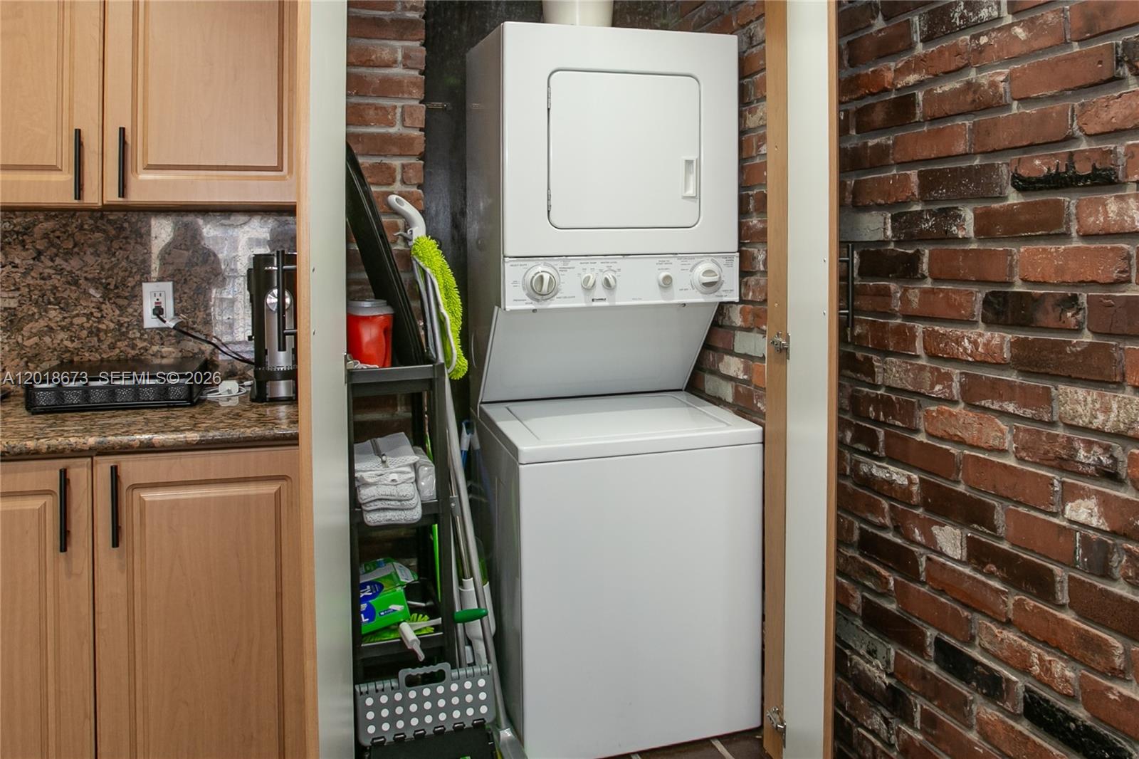 CRICKET CLUB CONDO - Residential