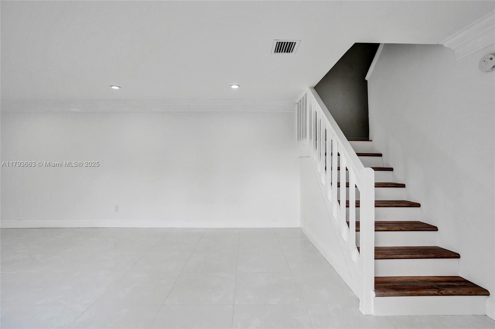 LAUDERDALE NORTH PARK SEC - Residential