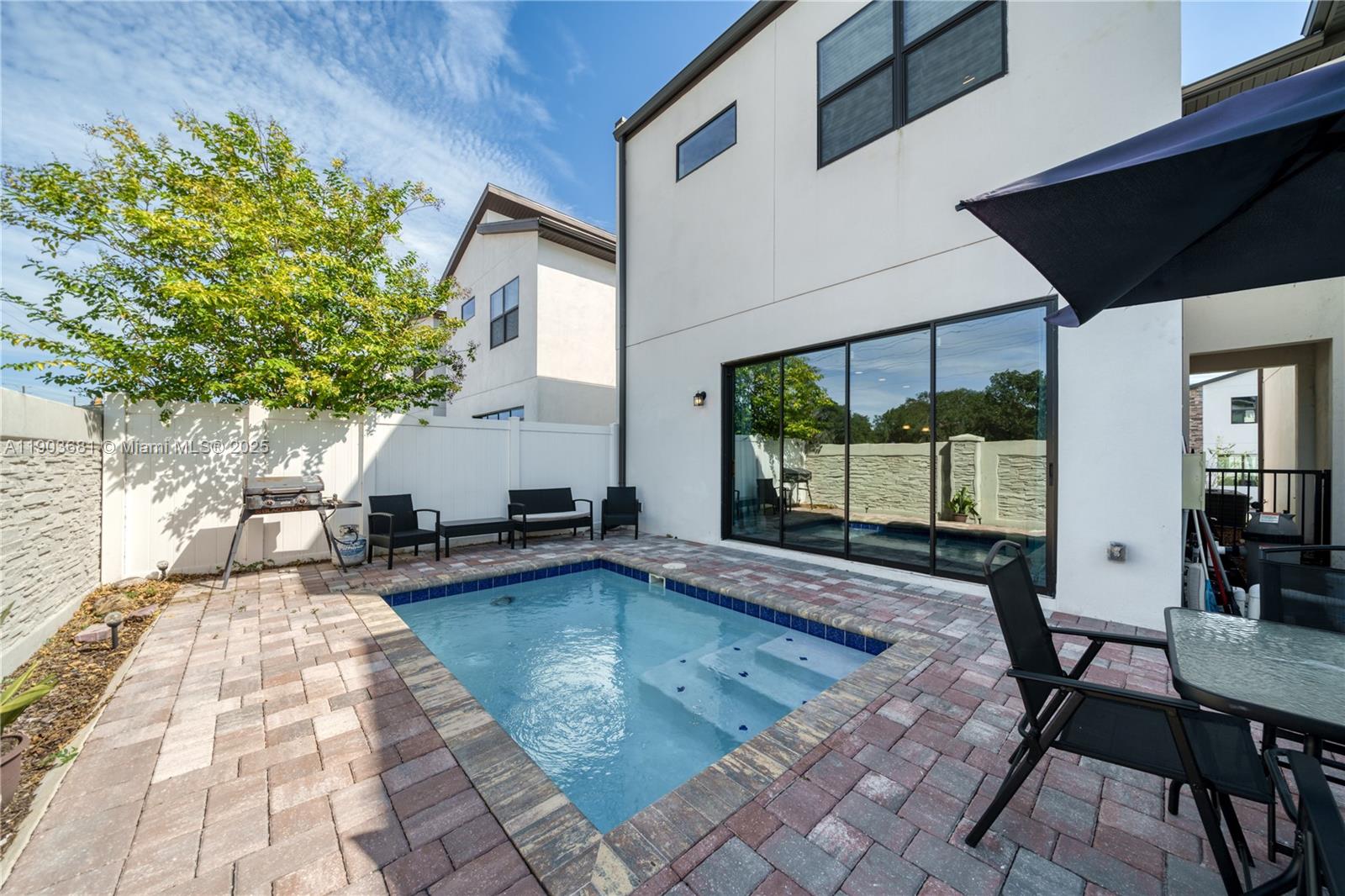 VILLA DOMANI - Residential