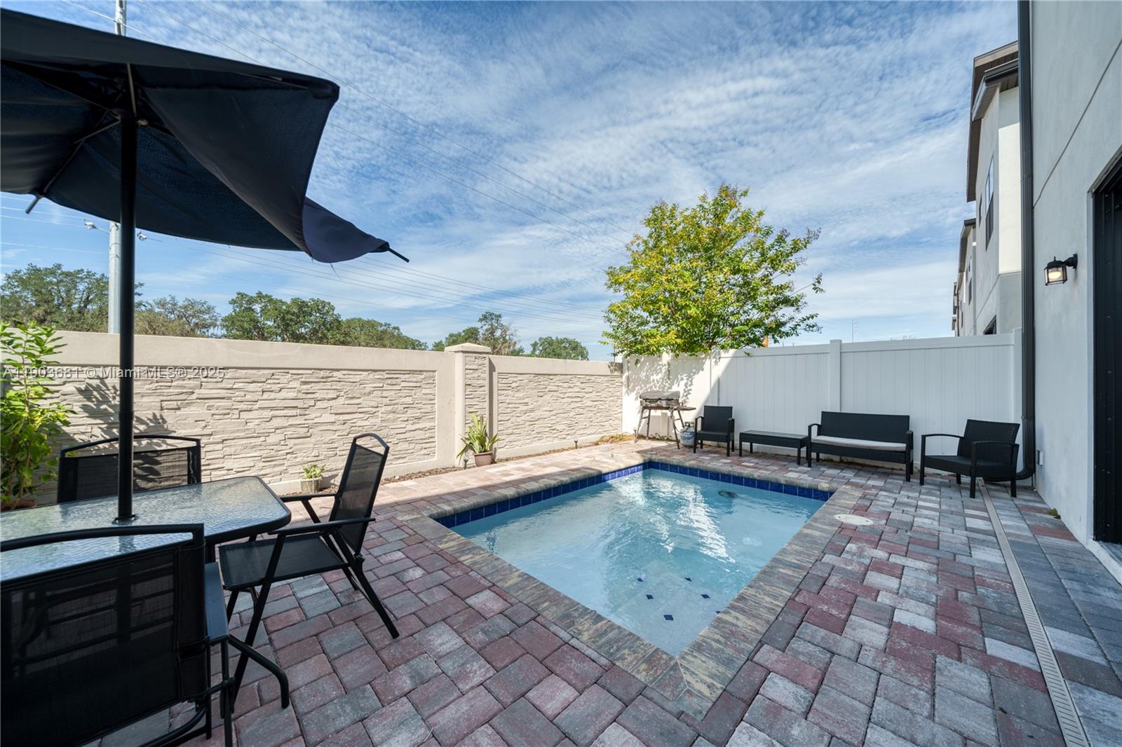 VILLA DOMANI - Residential