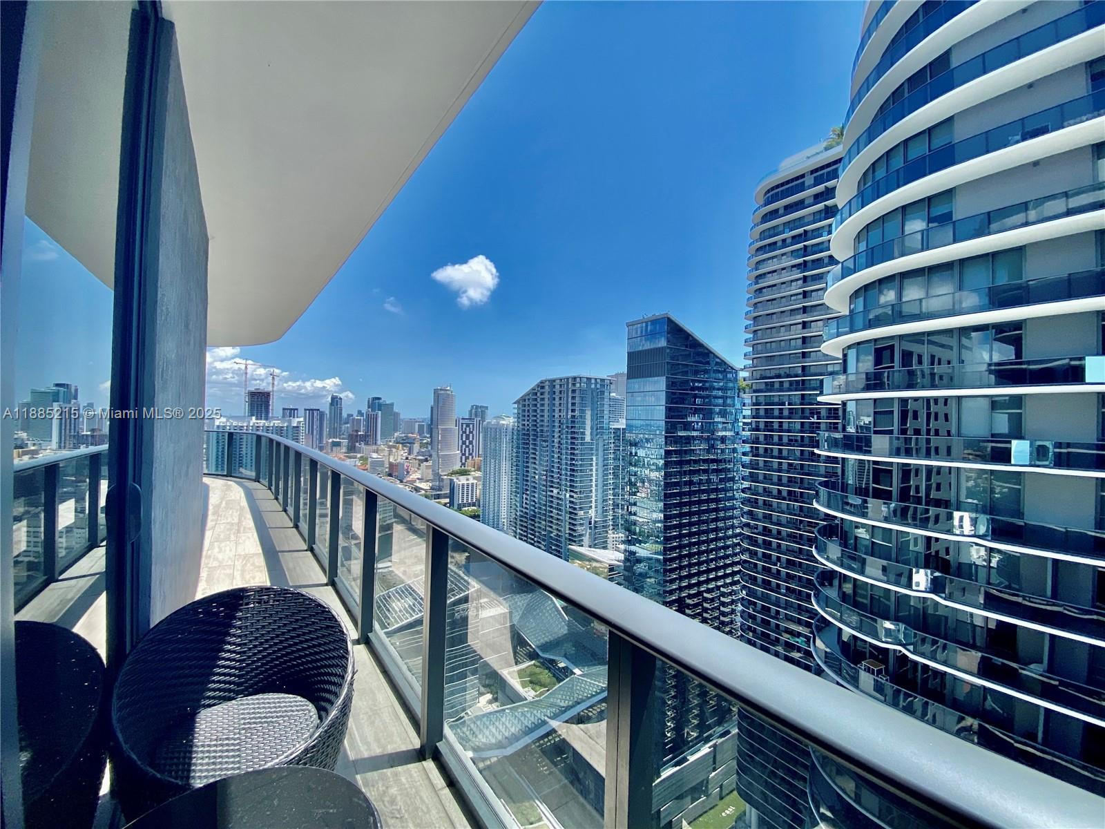 55 SW 9th St 4201