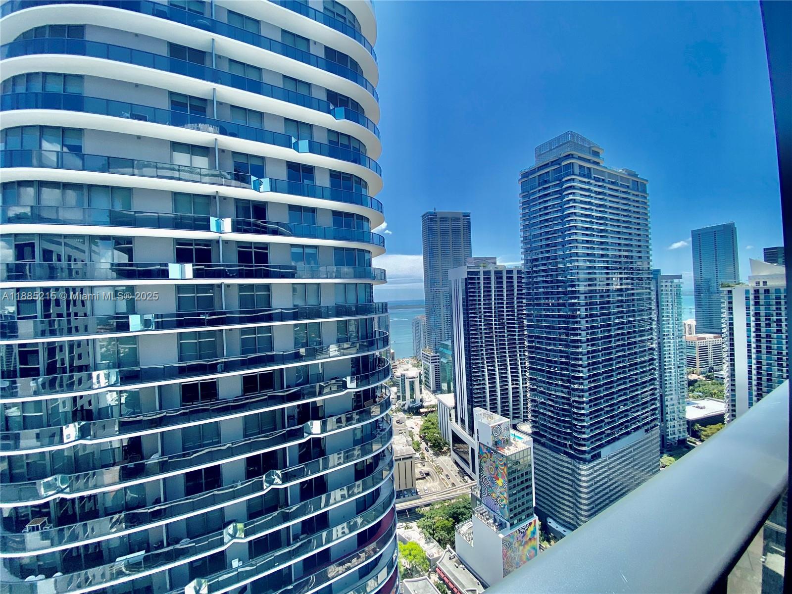 55 SW 9th St 4201
