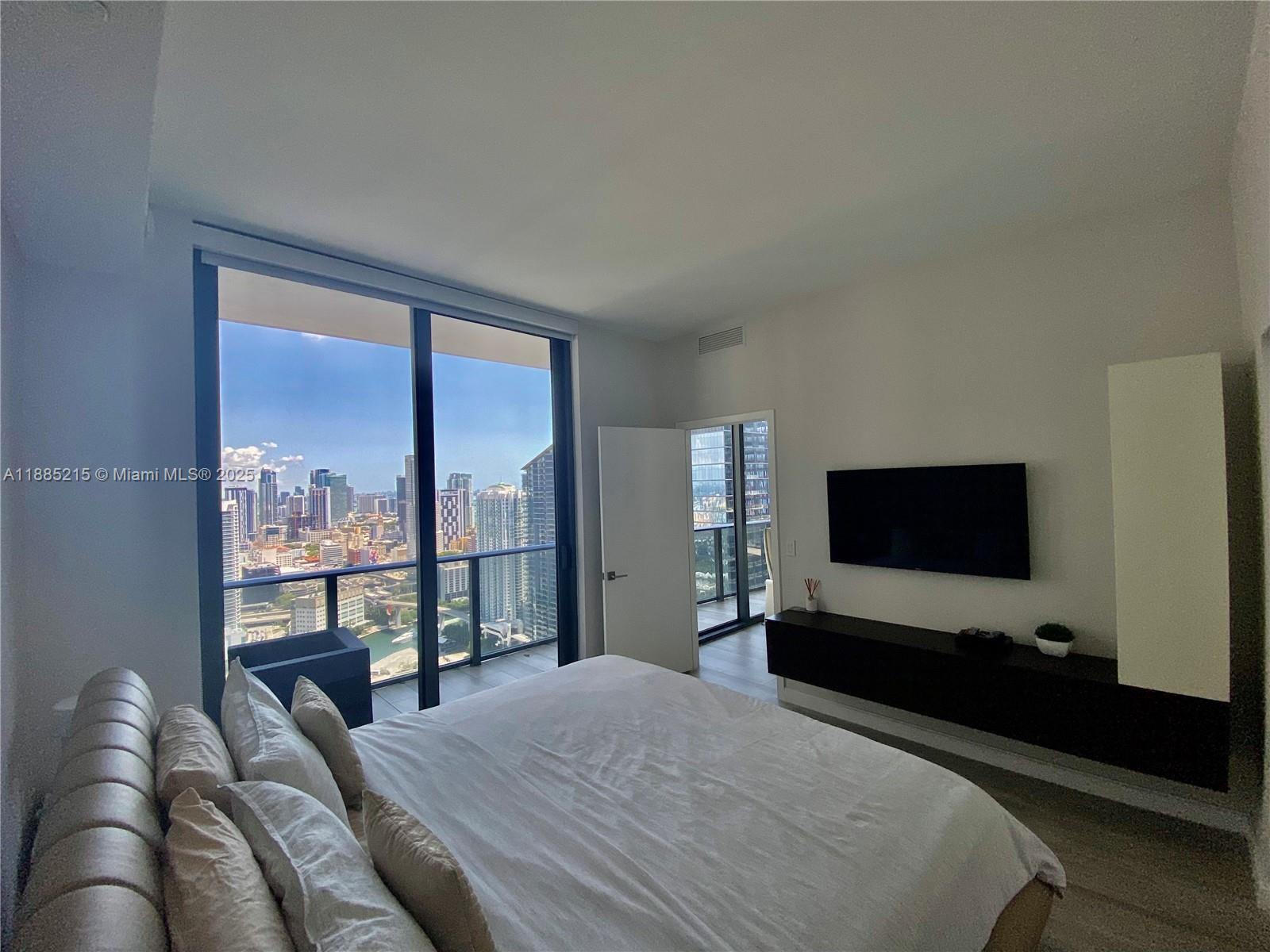 BRICKELL HEIGHTS WEST CON - Residential Lease