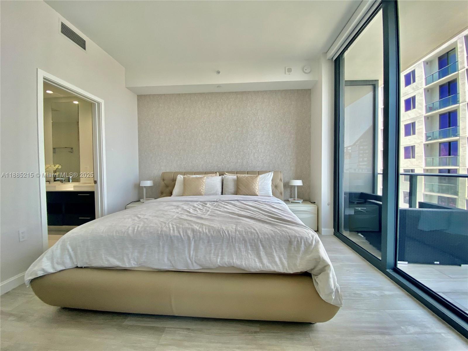 BRICKELL HEIGHTS WEST CON - Residential Lease