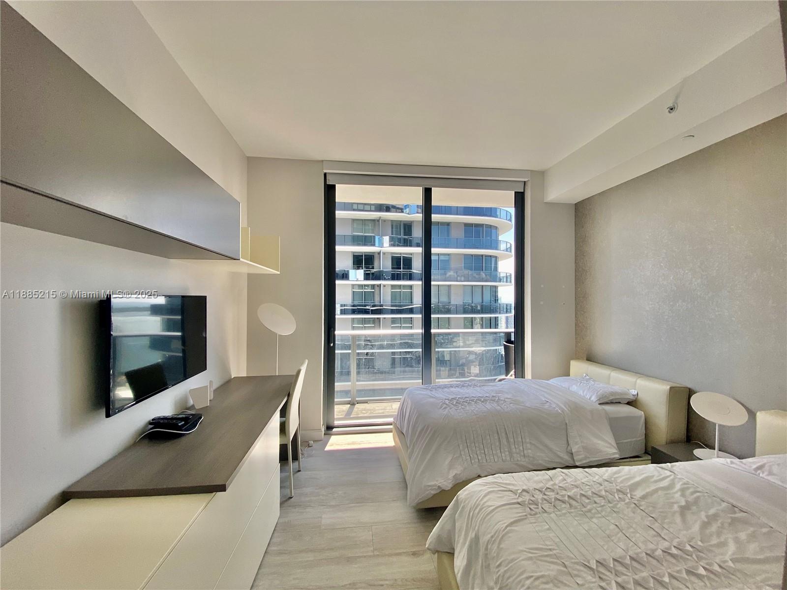 BRICKELL HEIGHTS WEST CON - Residential Lease