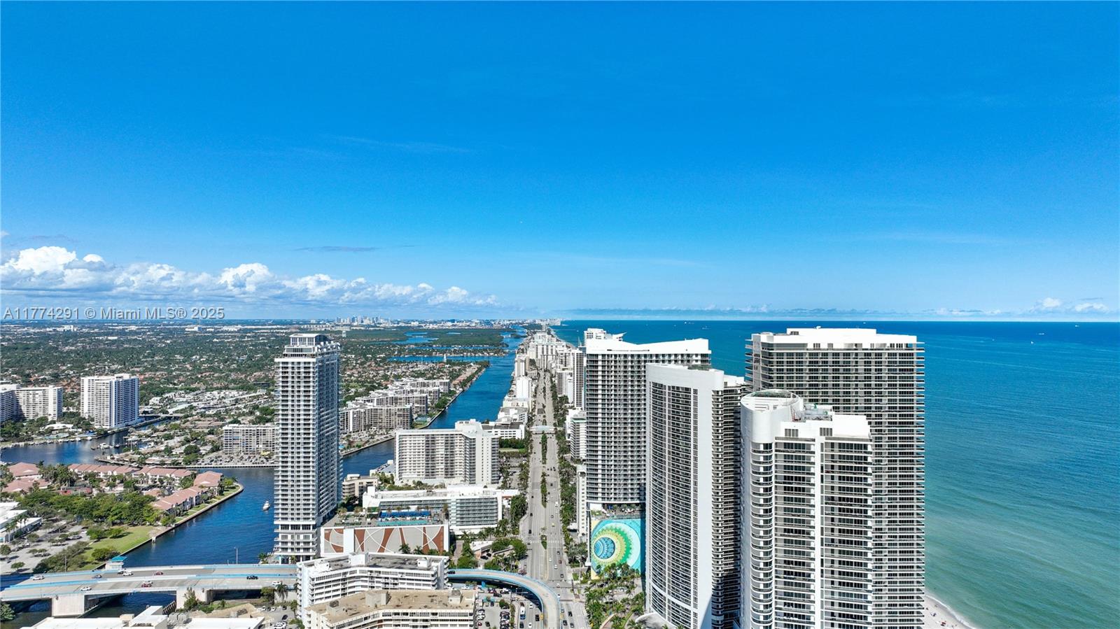 MALAGA TOWERS CONDO - Residential