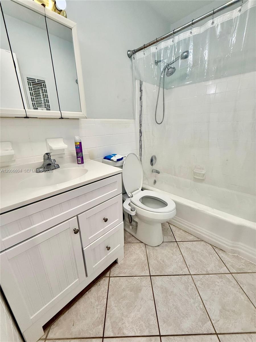 ROLEN LAKE GARDENS CO-OP - Residential