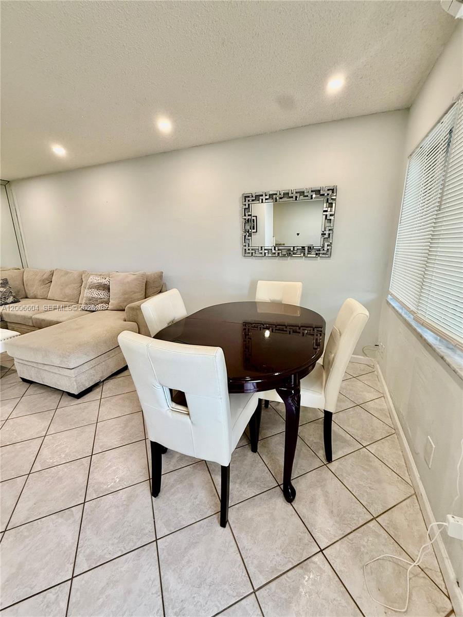 ROLEN LAKE GARDENS CO-OP - Residential