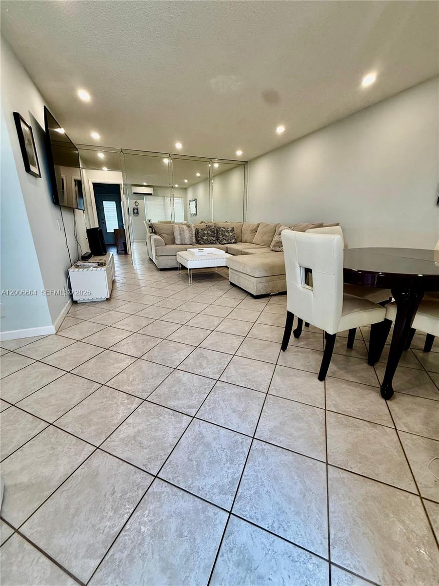 ROLEN LAKE GARDENS CO-OP - Residential