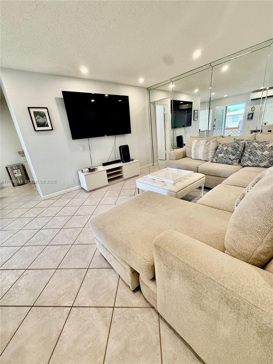 ROLEN LAKE GARDENS CO-OP - Residential