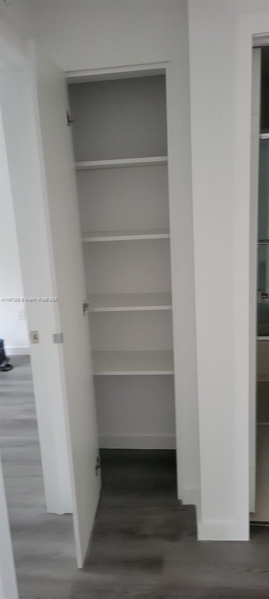 VENETIA GARDENS SOUTH CON - Residential Lease