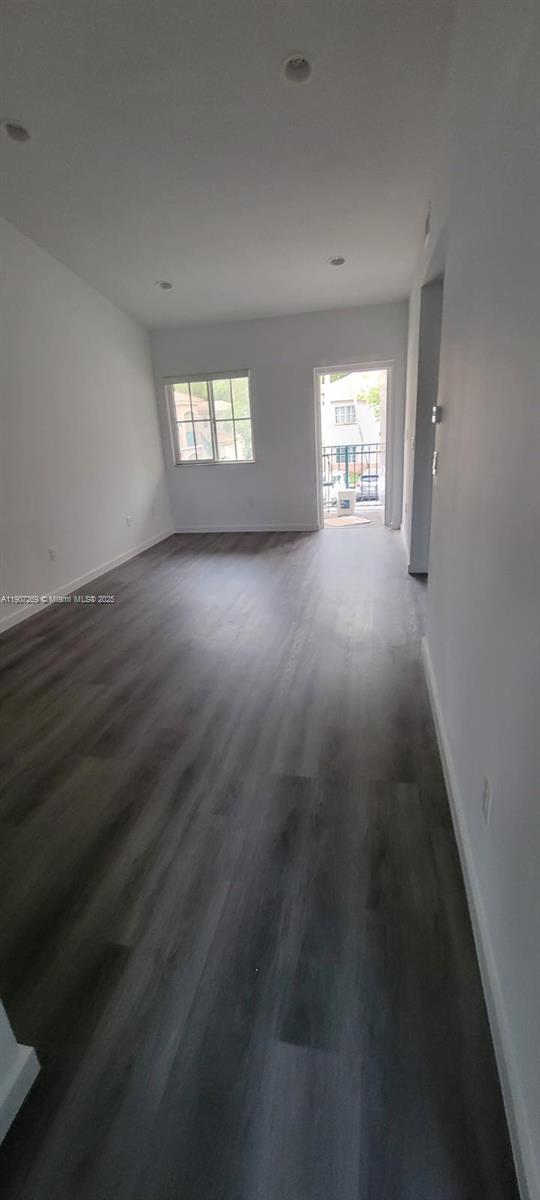 VENETIA GARDENS SOUTH CON - Residential Lease