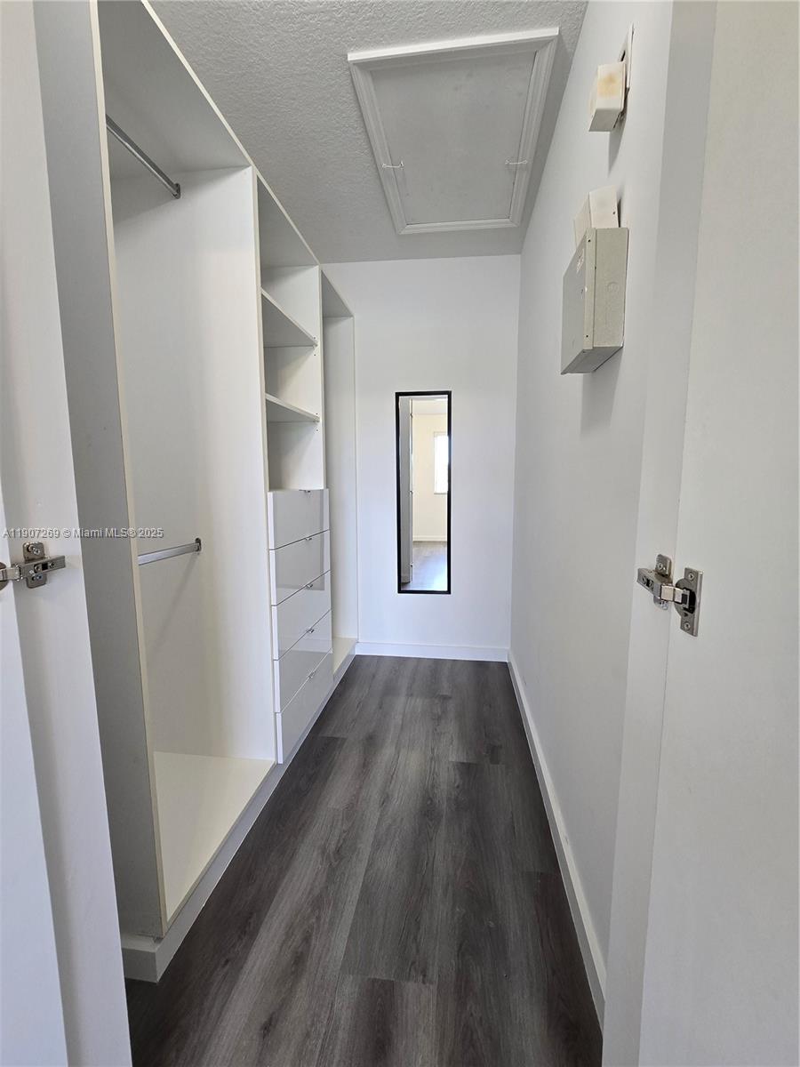 VENETIA GARDENS SOUTH CON - Residential Lease