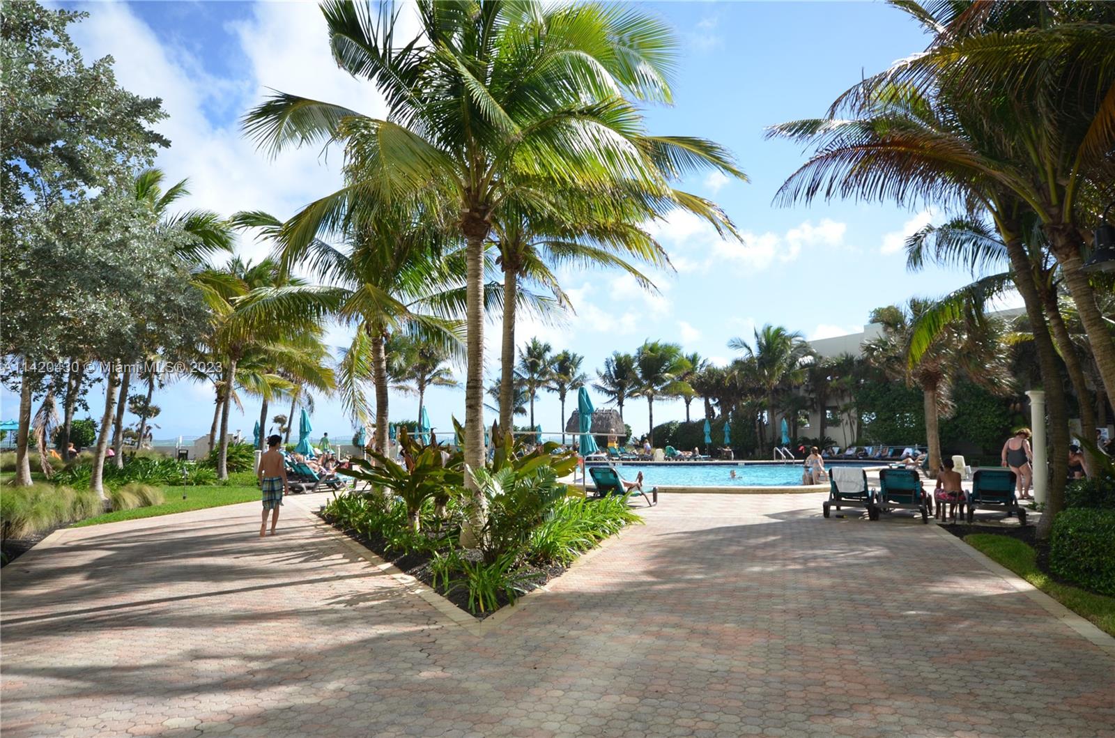 TIDES ON HOLLYWOOD BEACH - Residential