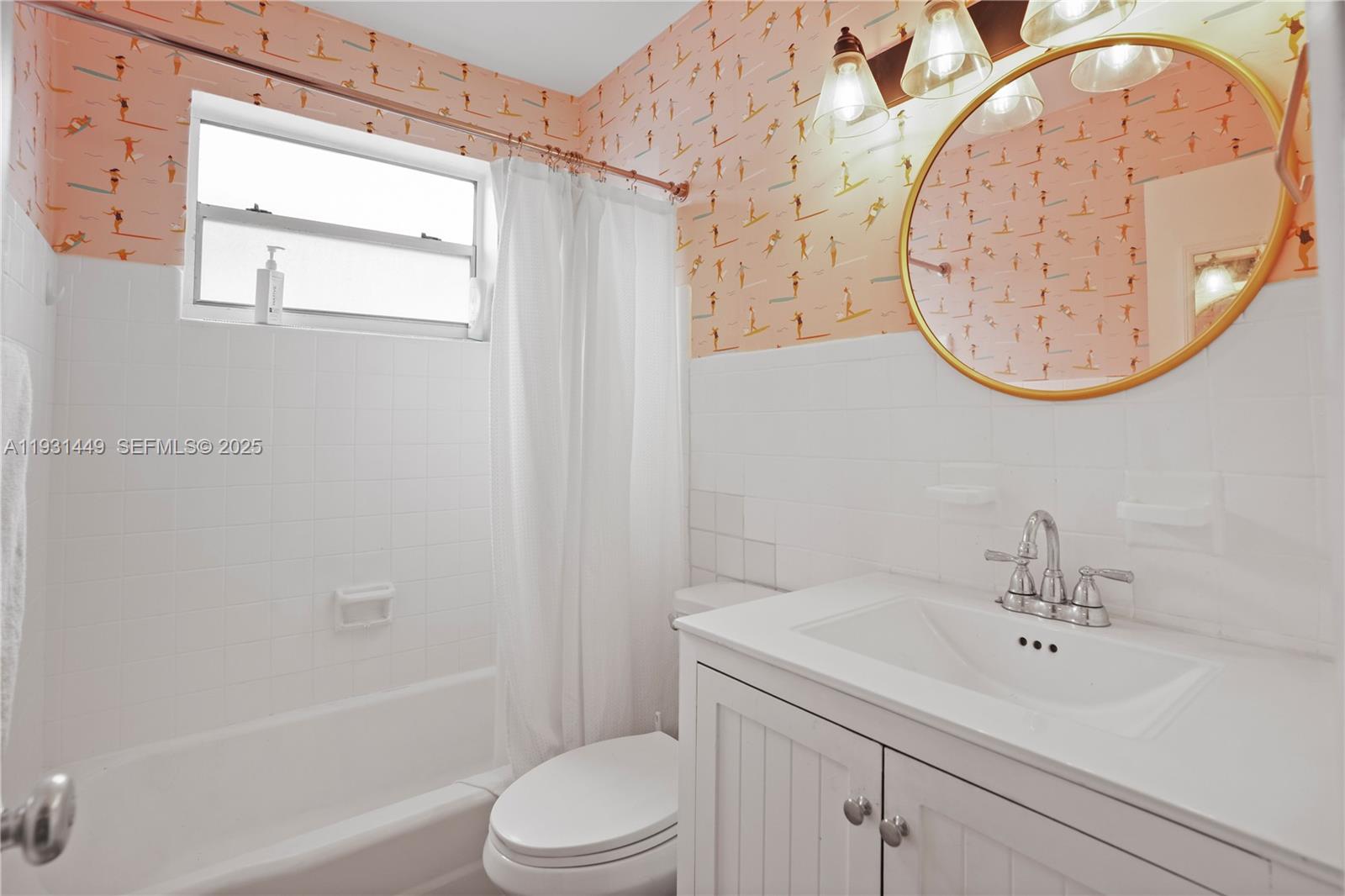 OCEAN SHORE CO-OP APTS IN - Residential