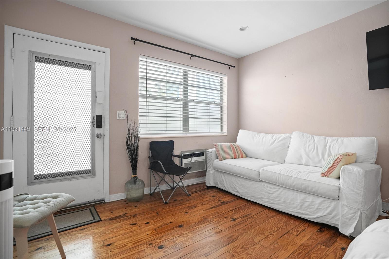 OCEAN SHORE CO-OP APTS IN - Residential