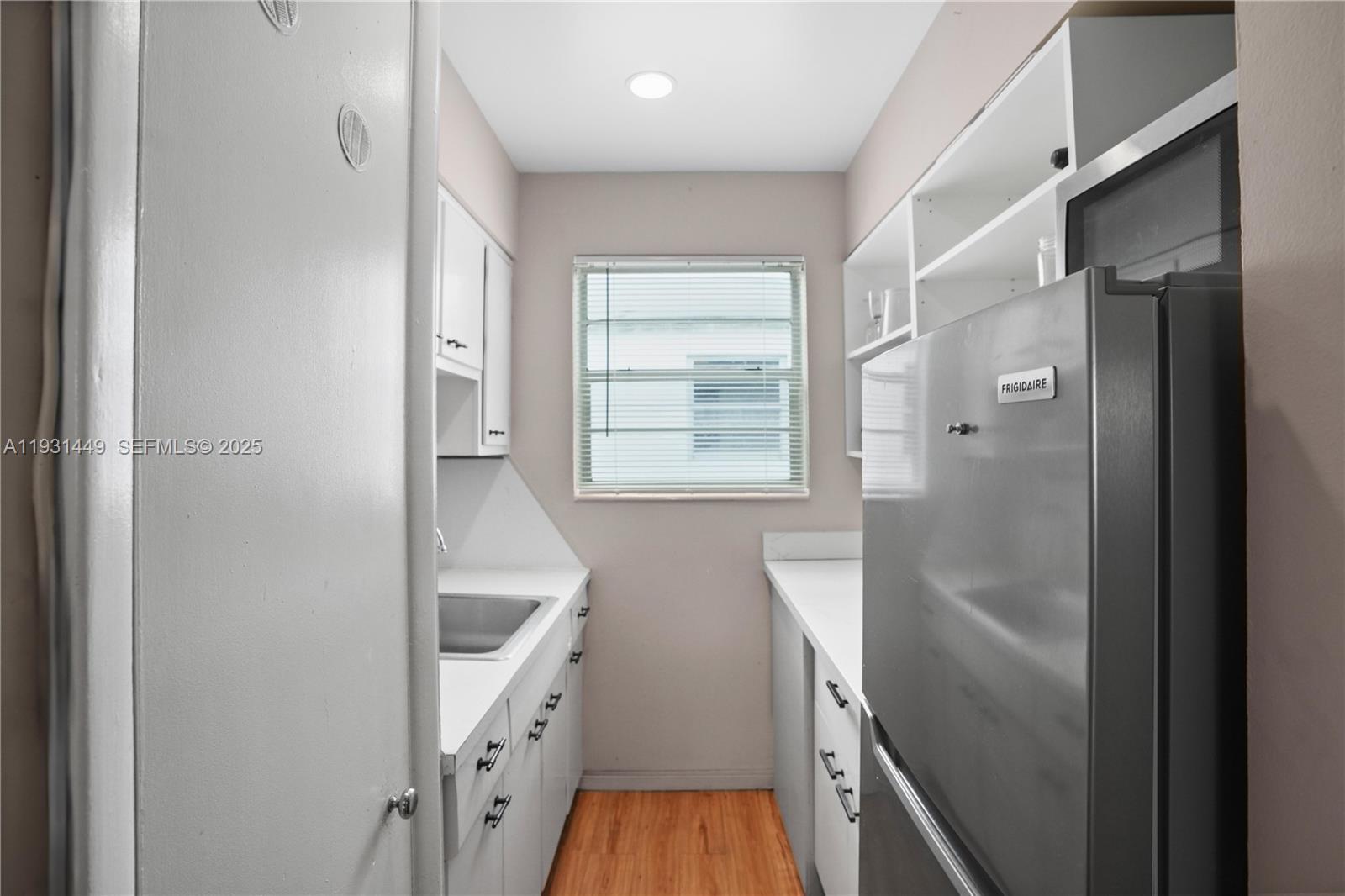 OCEAN SHORE CO-OP APTS IN - Residential